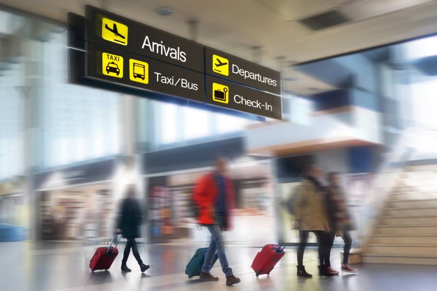 Sumidouros Humanos: O Silêncio do Tráfico de Pessoas nos Aeroportos