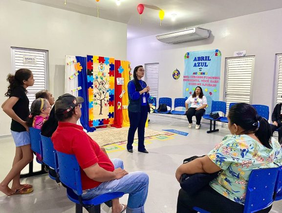Cmei Araras promove roda de conversa sobre seletividade alimentar e autismo em Palmas