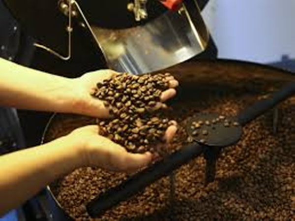 Alerta! Anvisa proíbe venda de café torrado, whey e suplementos; confira as marcas