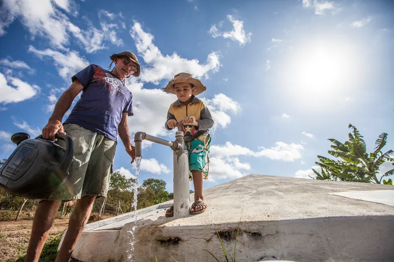 “Cisternas Transformam o Semiárido: Água que Muda a Agricultura e Garante Futuro às Famílias”
