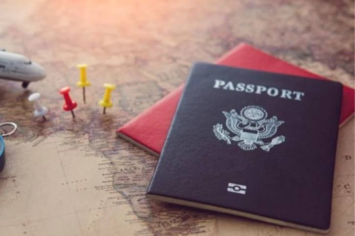 Adeus, carimbo no passaporte?