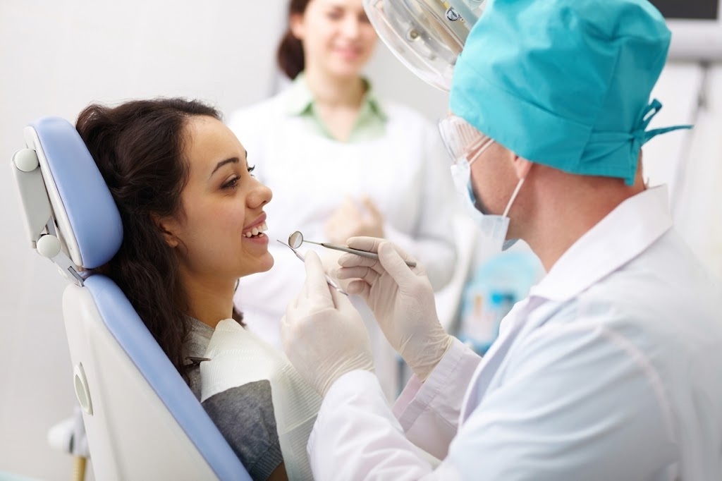 SORRISOS DO FUTURO: PROGRAMA TRANSFORMA VIDAS COM TRATAMENTO ODONTOLÓGICO GRATUITO PARA JOVENS