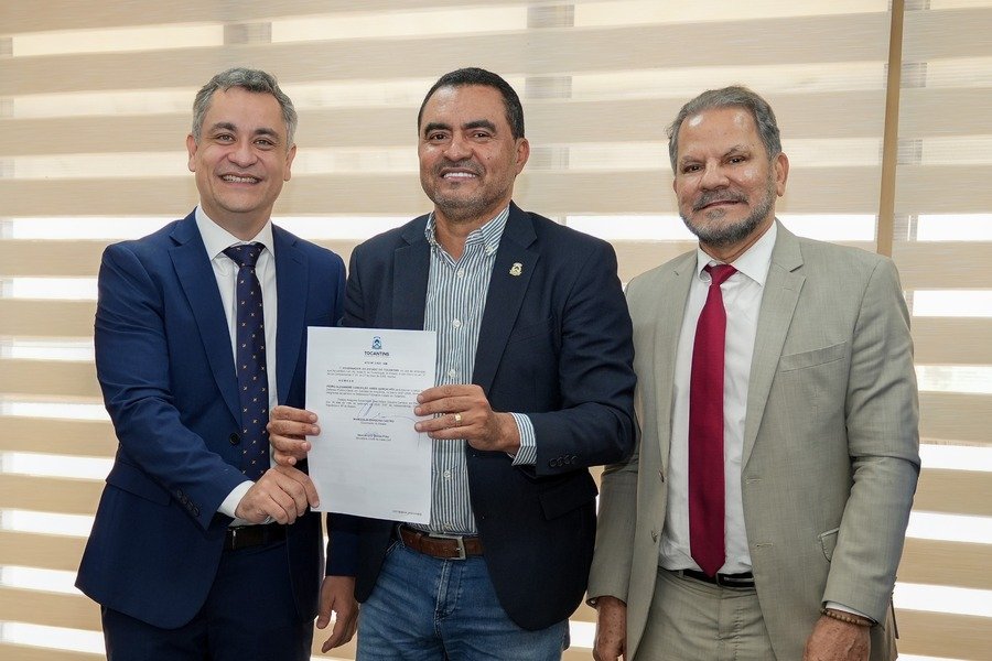 Governador reconduz Pedro Alexandre ao cargo de defensor público-geral do Tocantins biênio 2027/2029